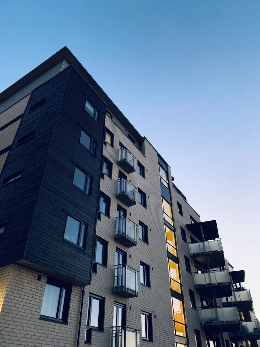 Mana Skanda apartment tower exterior